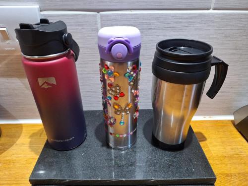 Red Water BottleSilver Insulated mug